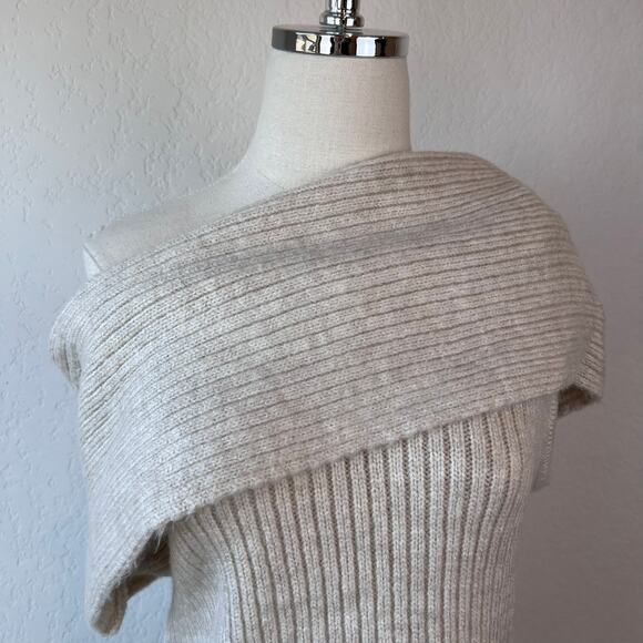 ASOS DESIGN One Shoulder Knit Sweater Off Shoulder In Oatmeal - Picture 3 of 10